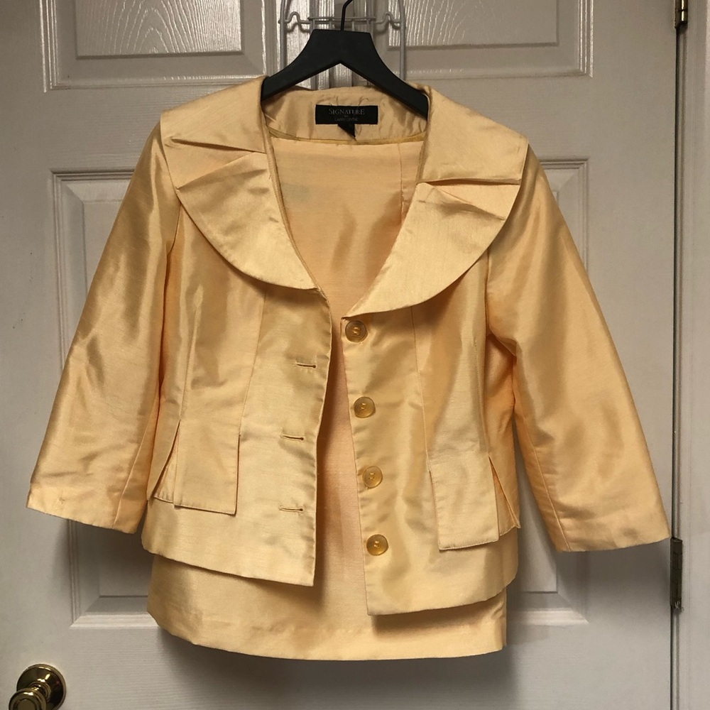 Signature by Larry Levine Gold Skirt Set